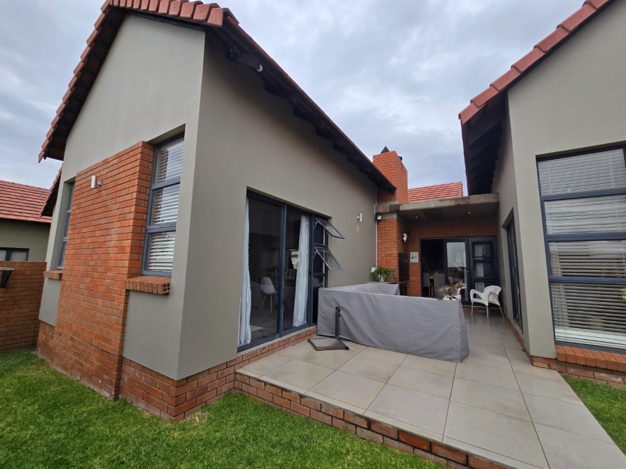 3 Bedroom Property for Sale in Wild Olive Estate Free State